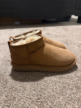 Ugg Mini Boots